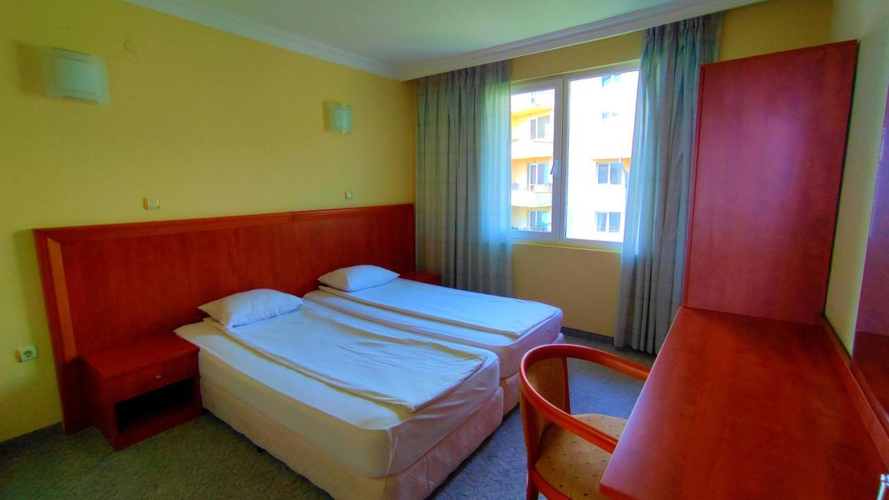Hotel Consul Sveti Vlas Exterior foto